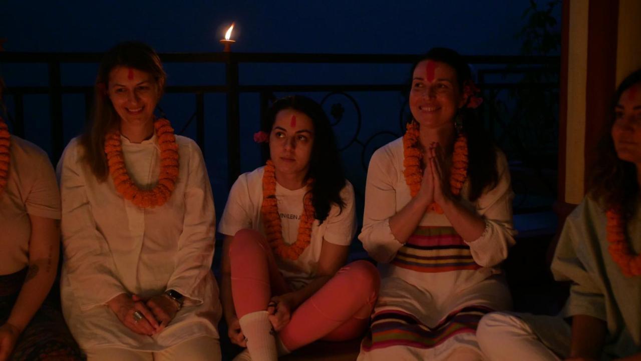 Green Hills Yoga Retreat Pokhara Bagian luar foto