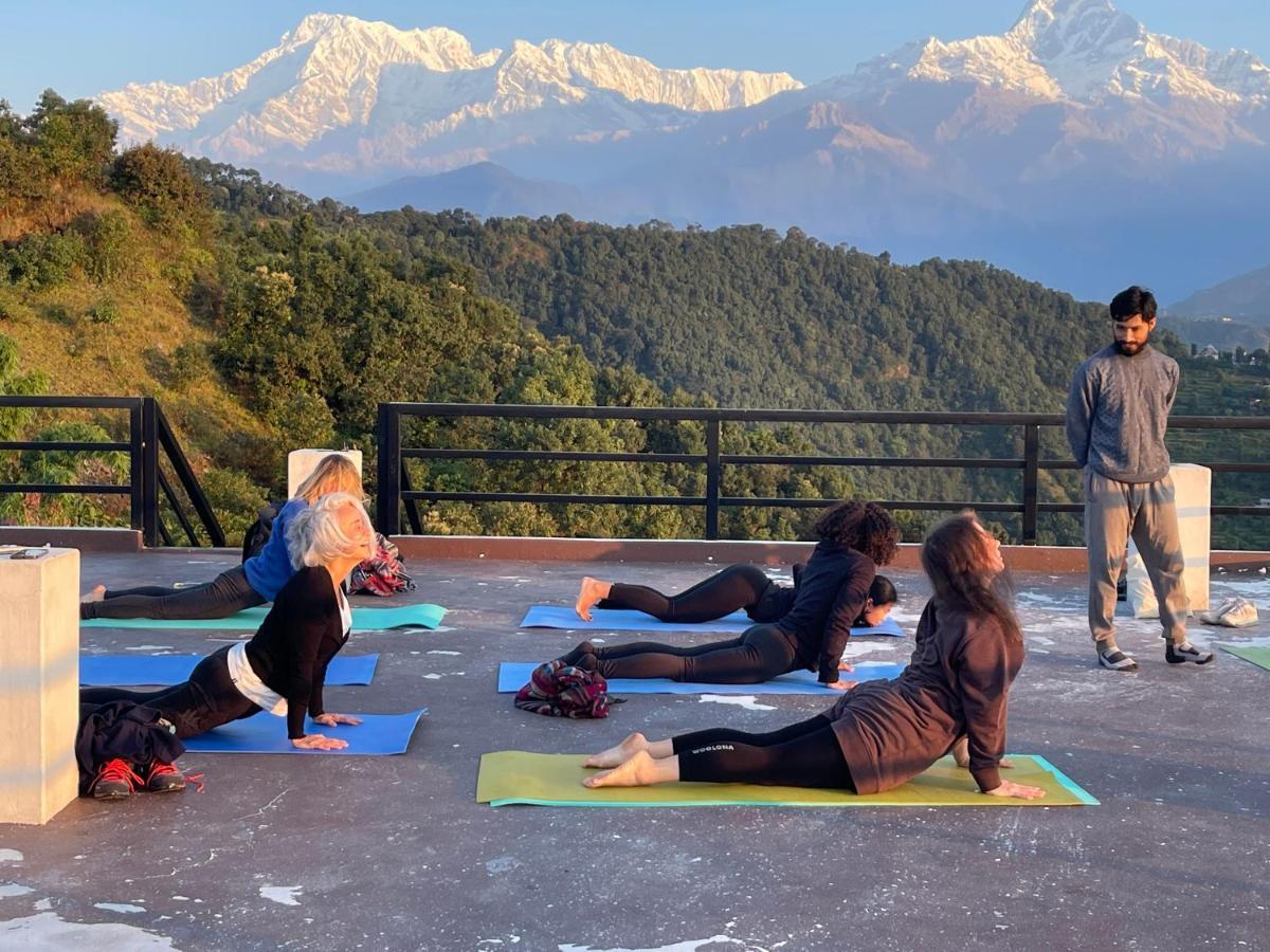 Green Hills Yoga Retreat Pokhara Bagian luar foto