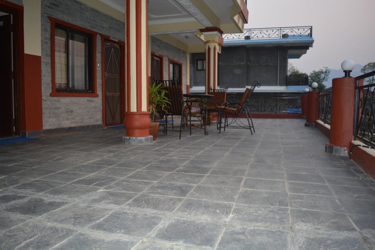 Green Hills Yoga Retreat Pokhara Bagian luar foto